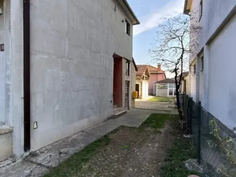 Sale, house, 163m², Ćuprija, Srbija - image 10