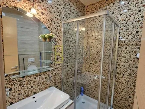 Sale, three bedroom apartment, 112m², Centar, Budva - image 10