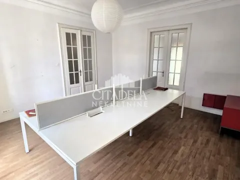 Rent, four bedroom apartment, 123m², Stari Grad, Beograd - image 5