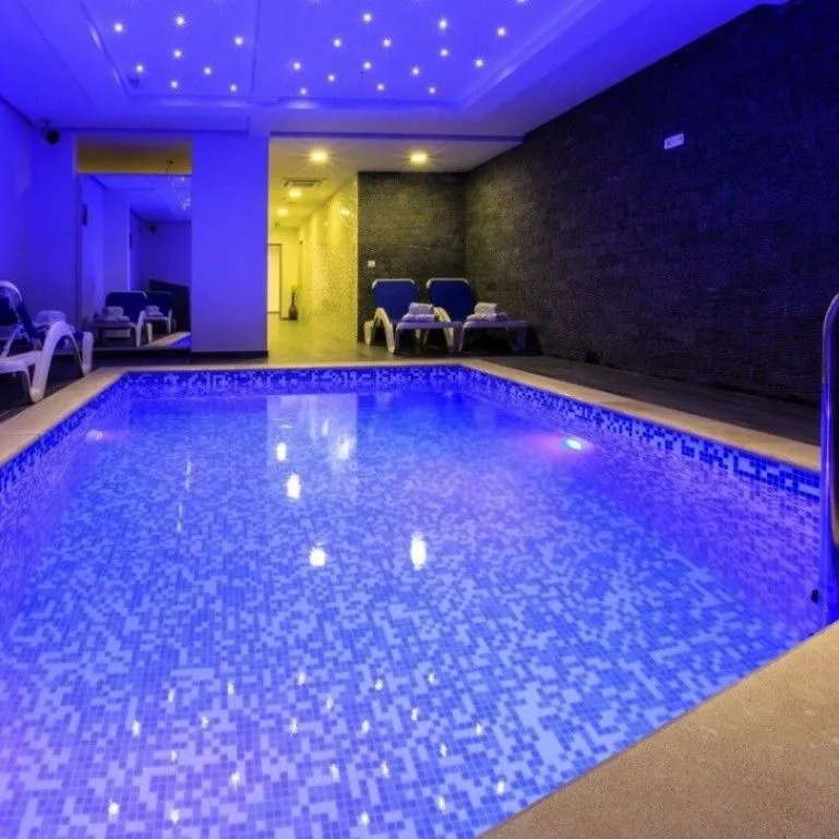 Sale, office space, 2500m², Sutomore, Bar