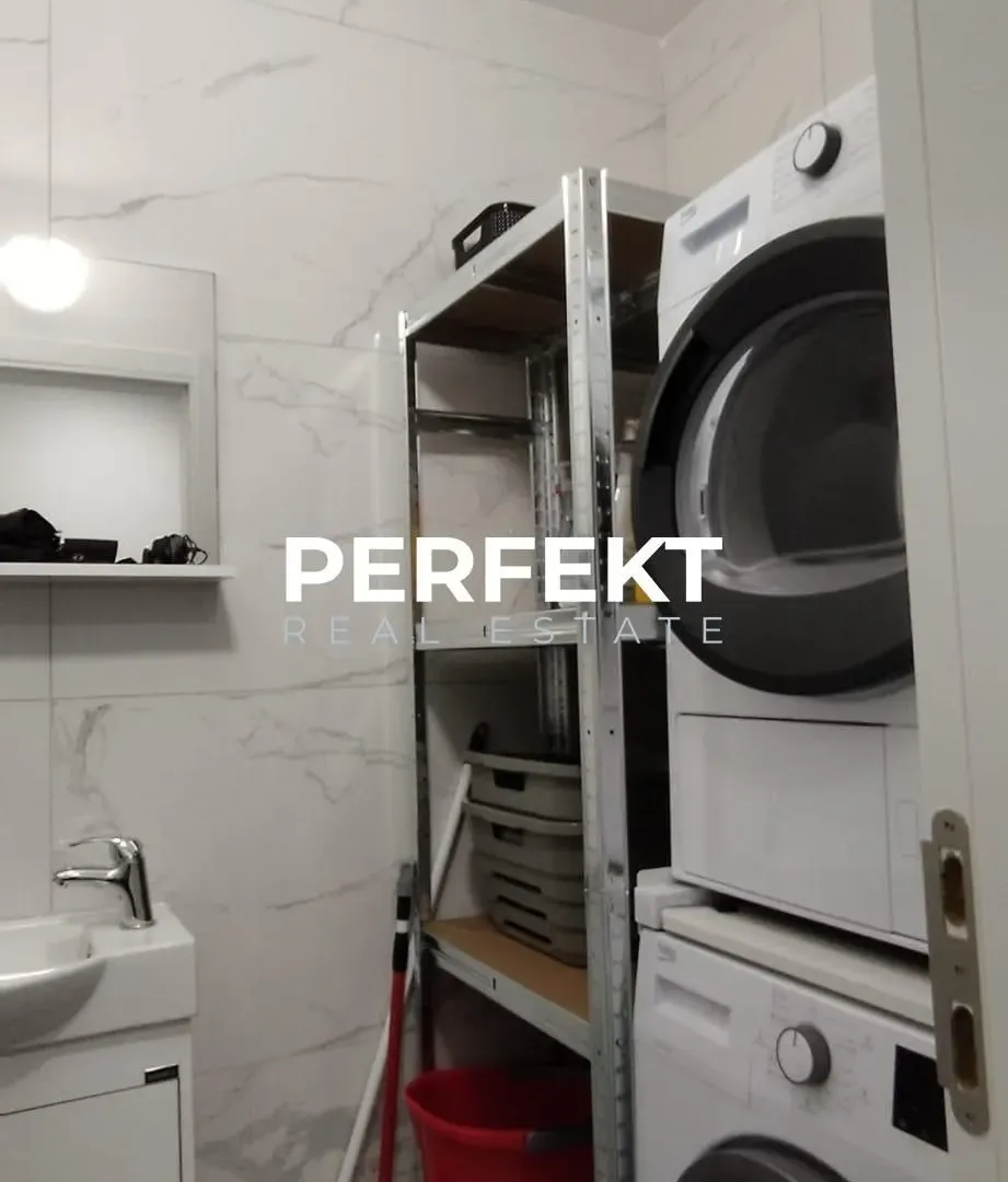 Prodaja, dvosoban stan, 65m², Pančevo, Srbija