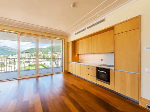 Prodaja, dvosoban stan, 144m², Porto Montenegro, Tivat - image 8