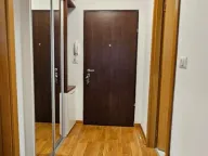 Izdavanje, jednosoban stan, 53m², City Kvart, Podgorica - image 8