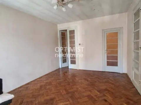 Prodaja, trosoban stan, 77m², Stari Grad, Beograd - image 3
