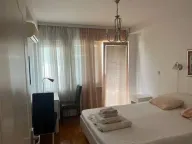 Izdavanje, jednosoban stan, 70m², Centar, Tivat - image 2