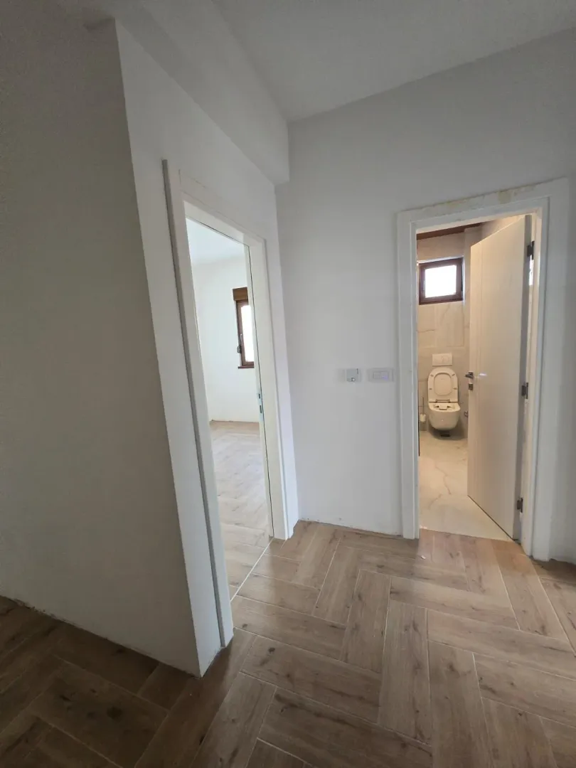 Prodaja, dvosoban stan, 70m², Kava, Tivat