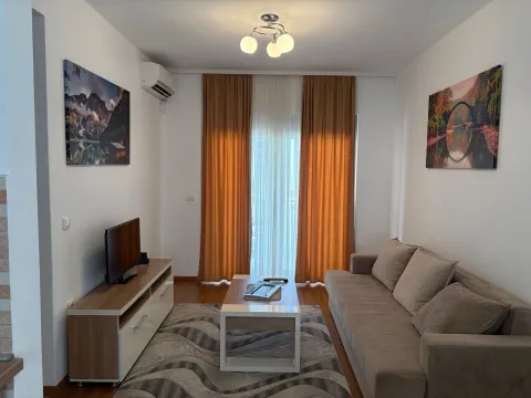 Sale, one bedroom apartment, 40m², Velika Plaža, Ulcinj - image 4