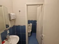 Sale, office space, 70m², Rača, Srbija - image 9