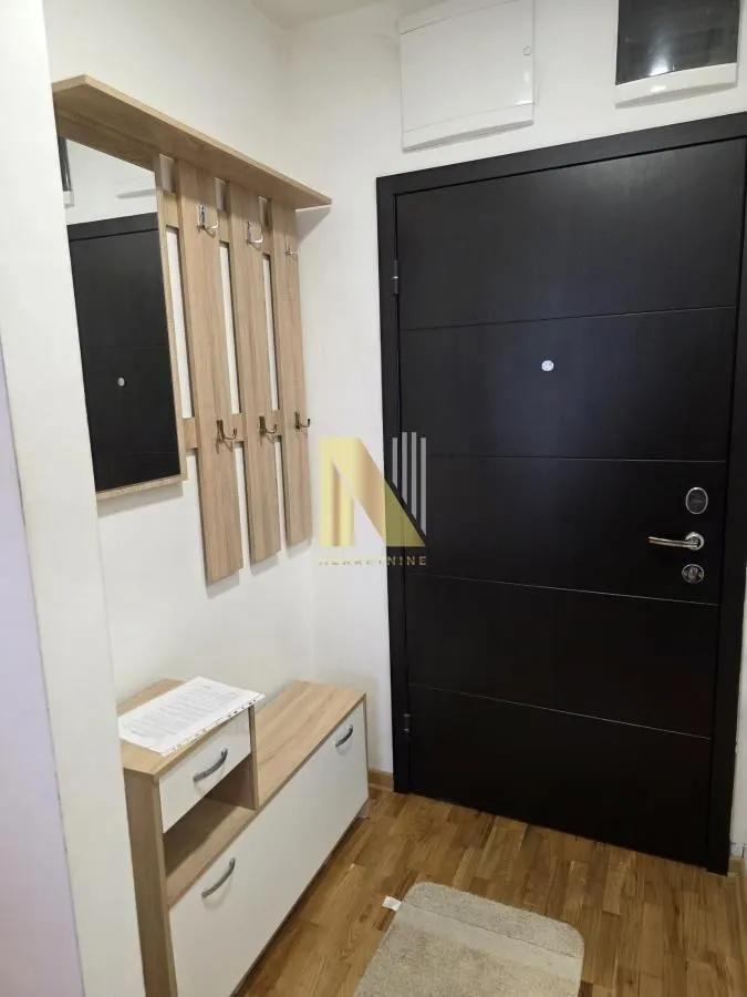 Izdavanje, jednosoban stan, 40m², Salajka, Novi Sad Sve Podlokacije