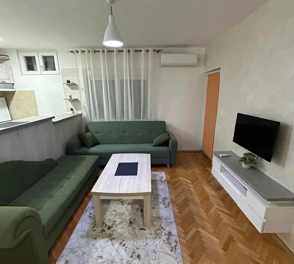 Rent, one bedroom apartment, 43m², Autobuska stanica, Podgorica