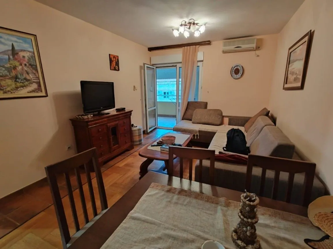 Sale, one bedroom apartment, 52m², Petrovac, Budva