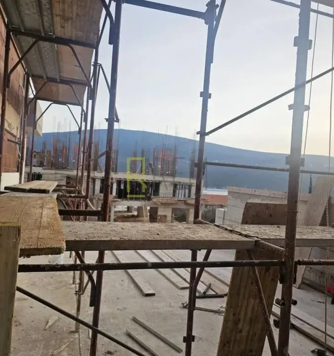 Sale, one bedroom apartment, 46m², Đenovići, Herceg Novi