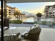 Izdavanje, dvosoban stan, 160m², Porto Montenegro, Tivat - image 1
