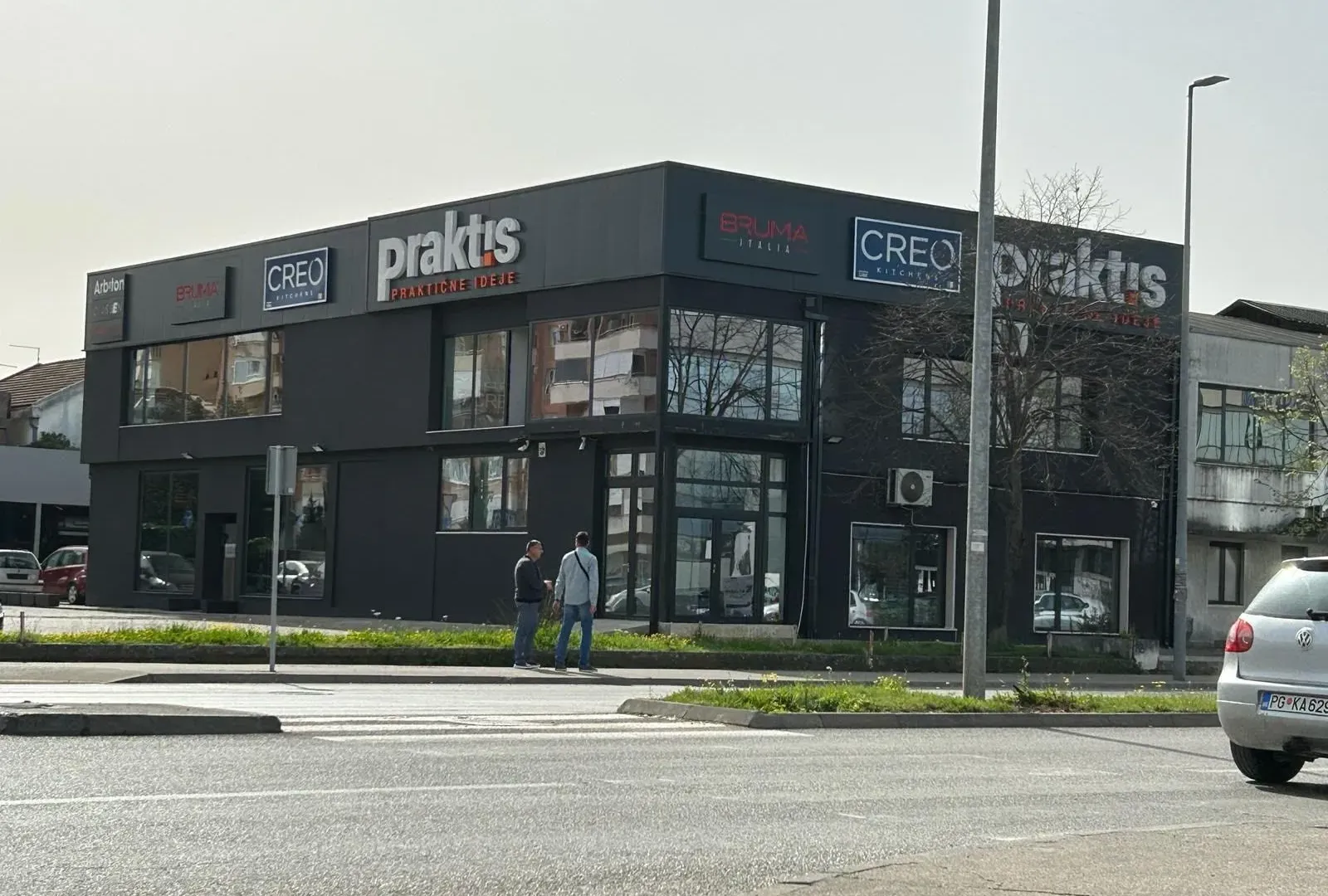 Rent, office space, 310m², Stari Aerodrom, Podgorica