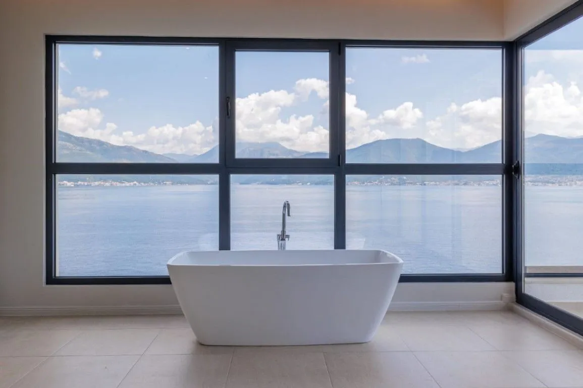 Sale, house, 200m², Krašići, Tivat