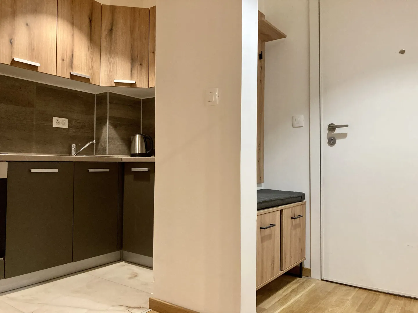 Prodaja, jednosoban stan, 46m², Centar, Bar