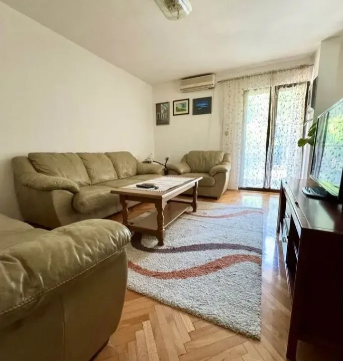 Rent, two bedroom apartment, 70m², Momišići, Podgorica