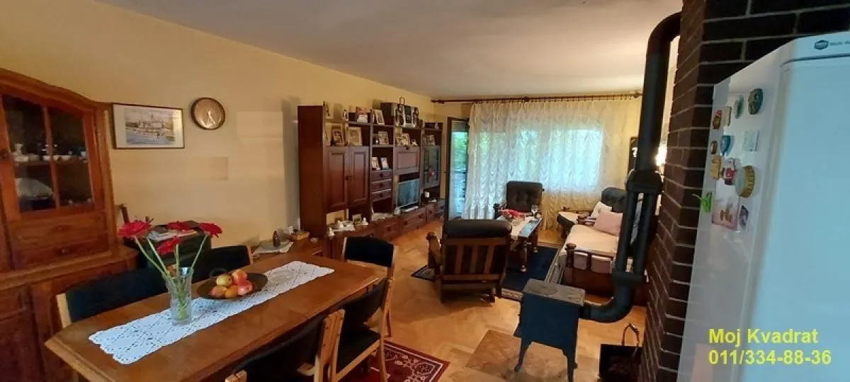 Prodaja, kuća, 240m², Rabrovac, Mladenovac