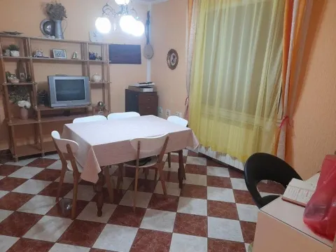 Prodaja, kuća, 300m², Konik, Podgorica - image 10