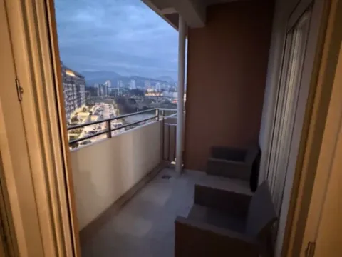 Izdavanje, jednosoban stan, 47m², Central Point, Podgorica - image 10