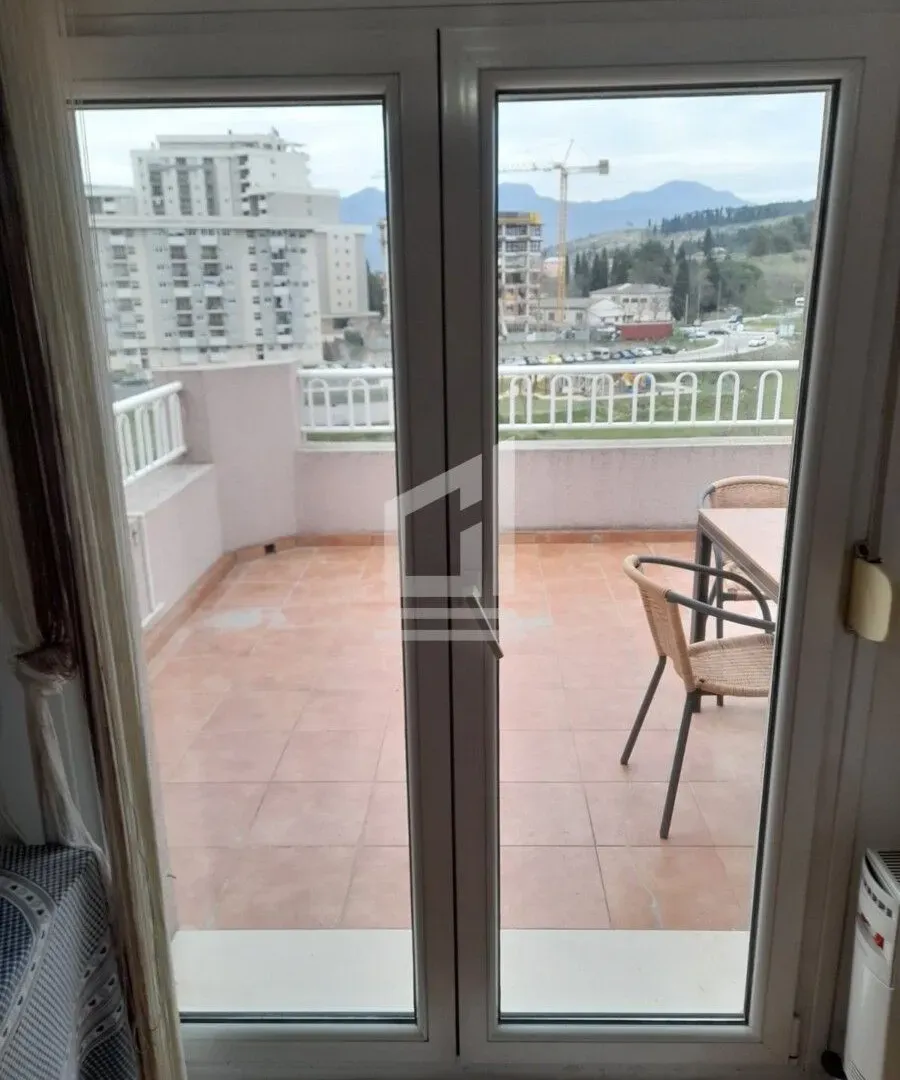 Rent, one bedroom apartment, 44m², Vezirov Most, Podgorica