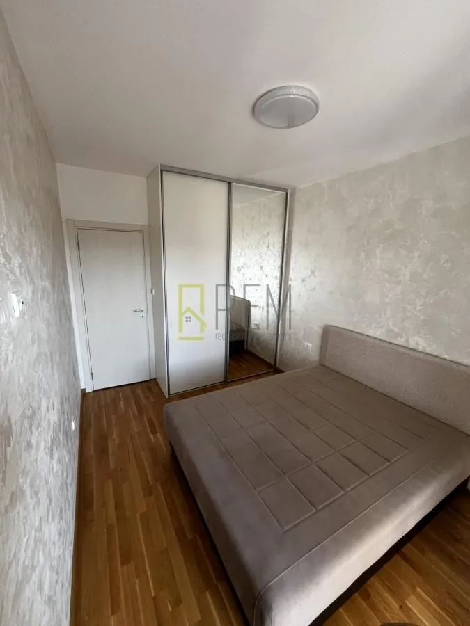 Prodaja, jednosoban stan, 43m², Stari Aerodrom, Podgorica
