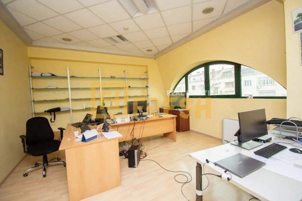 Sale, office space, 533m², Centar, Podgorica