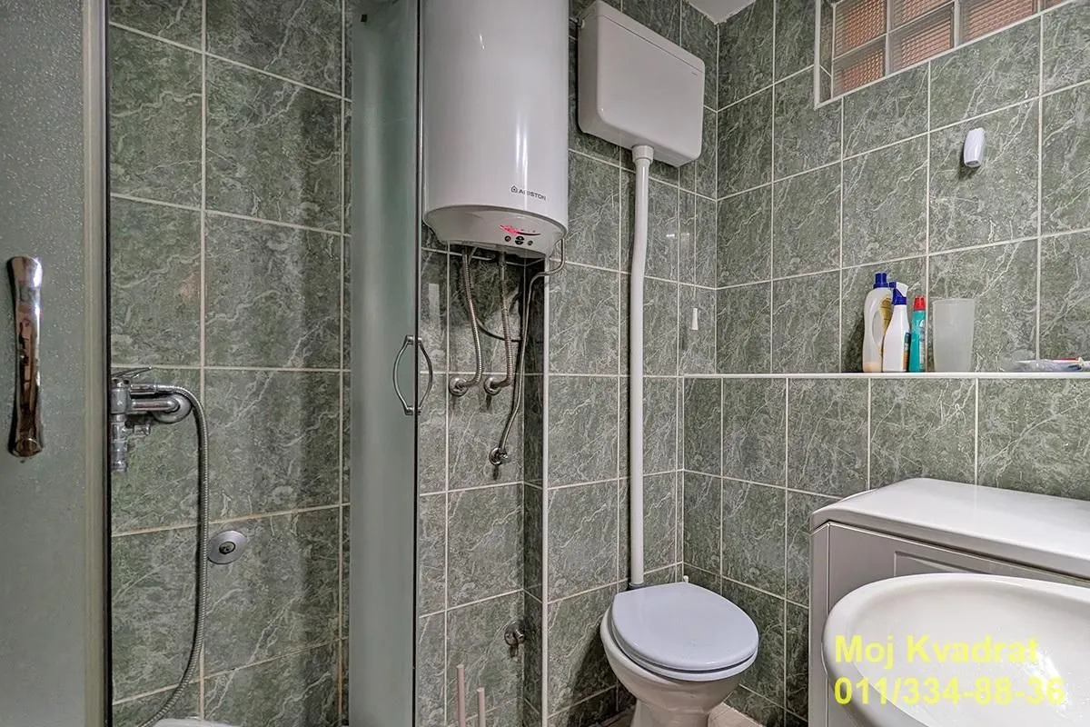 Izdavanje, trosoban stan, 65m², Zeleni Venac, Beograd