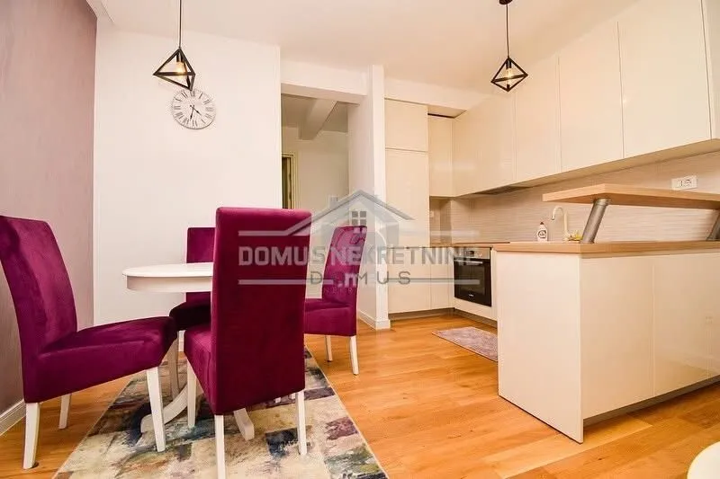 Rent, two bedroom apartment, 65m², Blok 9, Podgorica