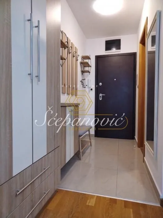 Prodaja, stan, 52m², Sajam, Novi Sad Sve Podlokacije