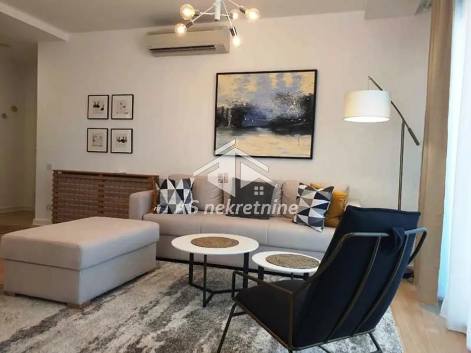 Izdavanje, trosoban stan, 72m², Novi Beograd Blok 67, Novi Beograd Sve Podlokacije