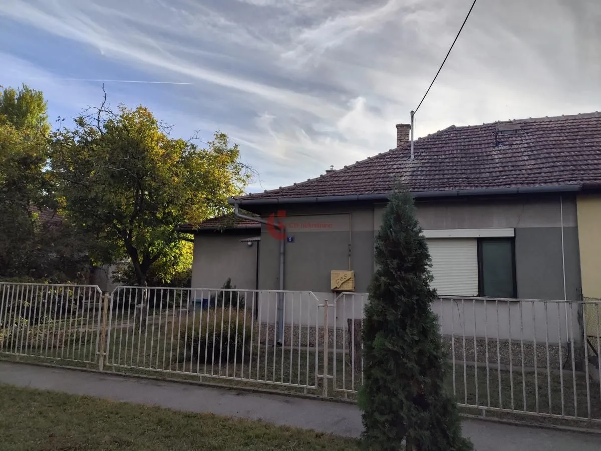 Prodaja, kuća, 95m², Kertvaroš, Subotica