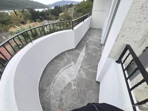 Sale, one bedroom apartment, 44m², Kumbor, Herceg Novi - image 3
