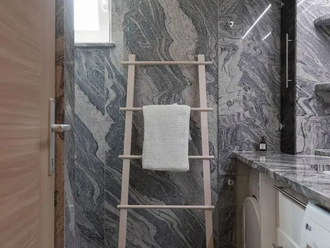 Sale, three bedroom apartment, 85m², Budva, Crna Gora - image 19