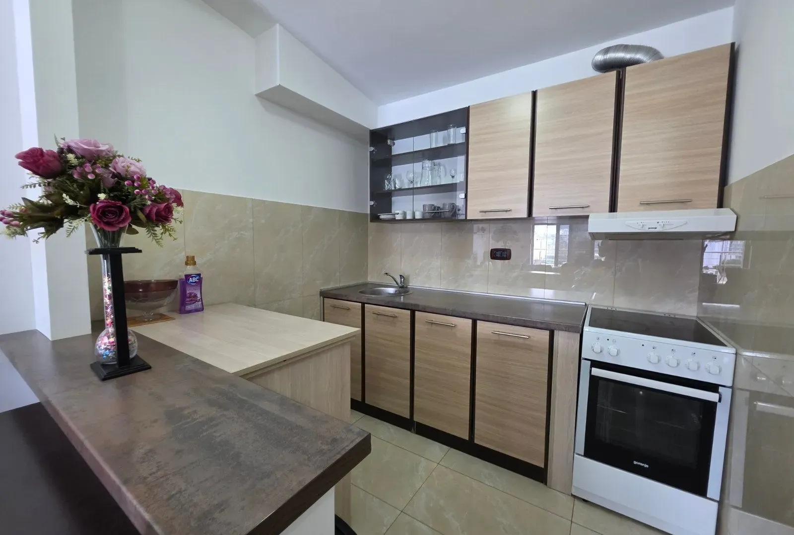 Sale, two bedroom apartment, 85m², Rafailovići, Budva