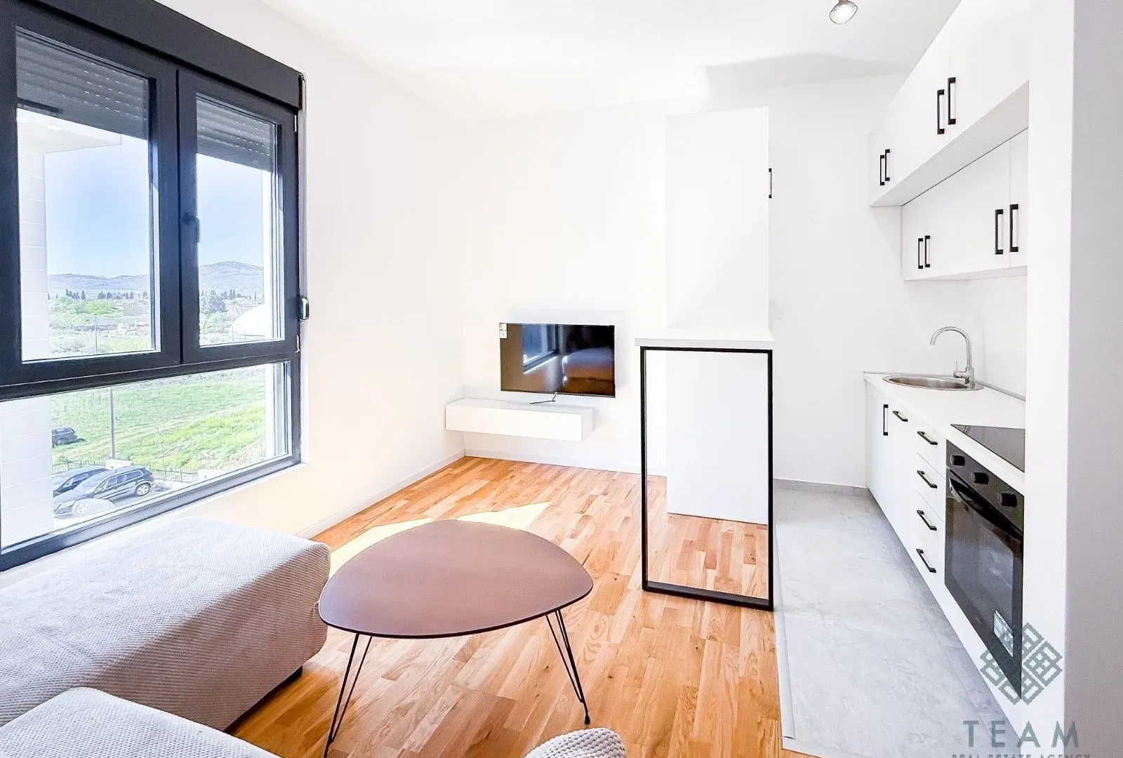 Rent, studio apartment, 21m², Tološi, Podgorica