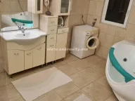 Izdavanje, stan, 103m², Centar, Tivat - image 9