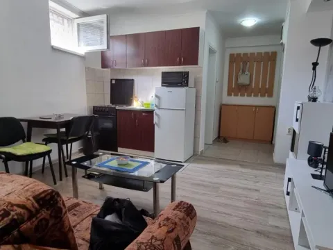 Prodaja, jednosoban stan, 30m², Socijalno, Novi Sad Sve Podlokacije - image 4