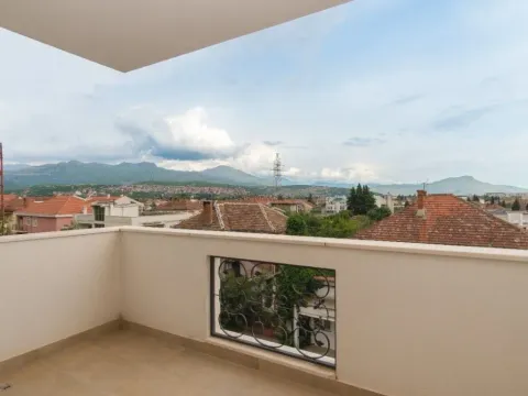 Prodaja, trosoban stan, 142m², Gorica C, Podgorica - image 12