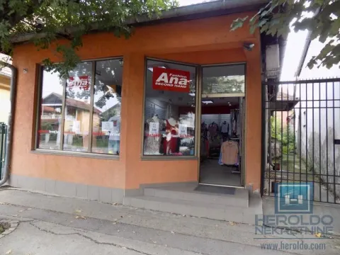 Izdavanje,  poslovni prostor, 111m2, Centar, Ćuprija
