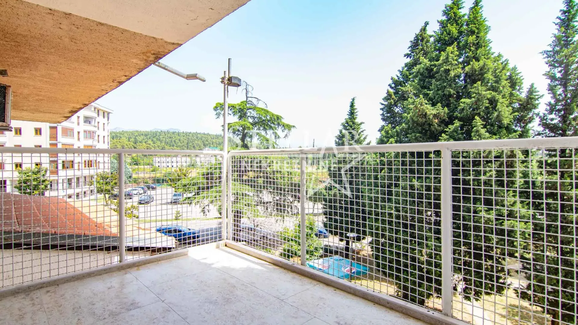 Izdavanje, trosoban stan, 90m², Momišići, Podgorica