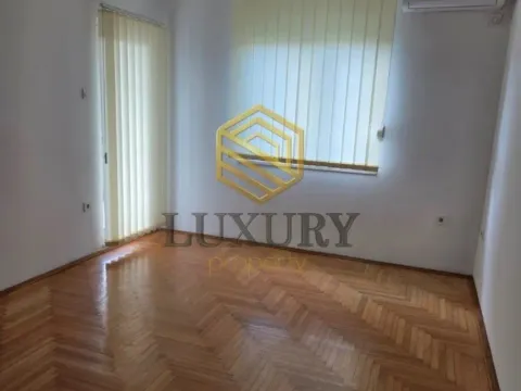 Izdavanje, dvosoban stan, 60m², Preko Morače, Podgorica - image 7