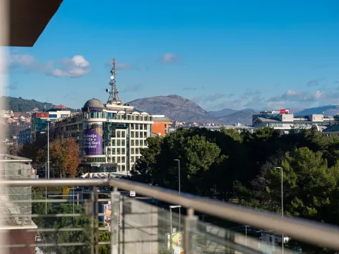 Prodaja, trosoban stan, 205m², Kod Capital Plaze, Podgorica - image 15