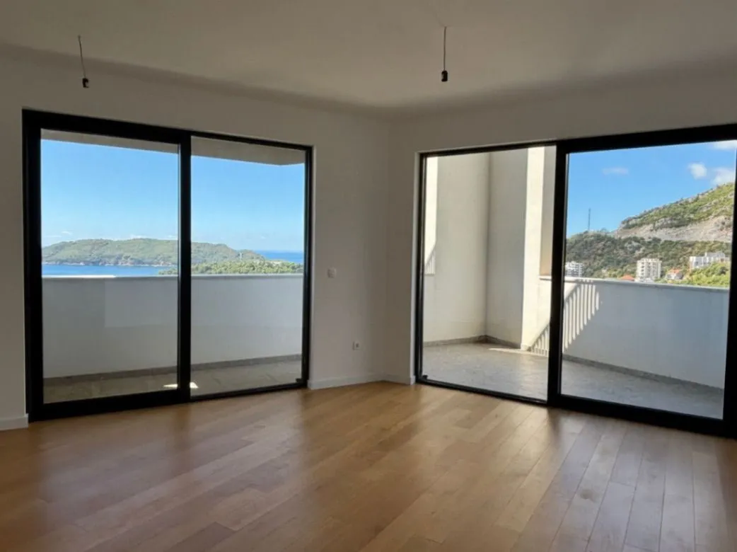Sale, one bedroom apartment, 69m², Bečići, Budva