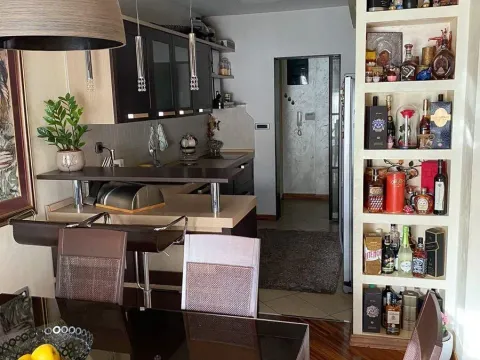 Izdavanje, dvosoban stan, 78m², Gorica C, Podgorica - image 12