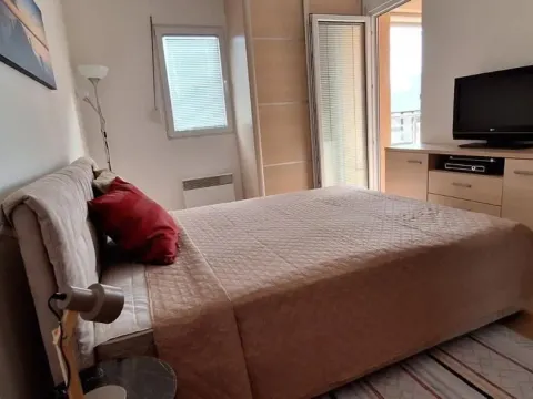 Izdavanje, stan, 46m², Budva, Crna Gora - image 10