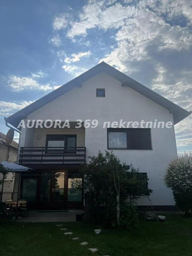 Prodaja, kuća, 129m², Ruma, Srbija