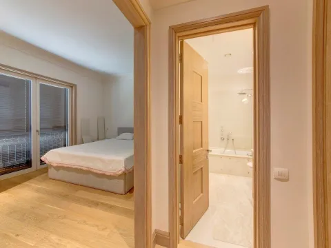 Prodaja, trosoban stan, 167m², Porto Montenegro, Tivat - image 19