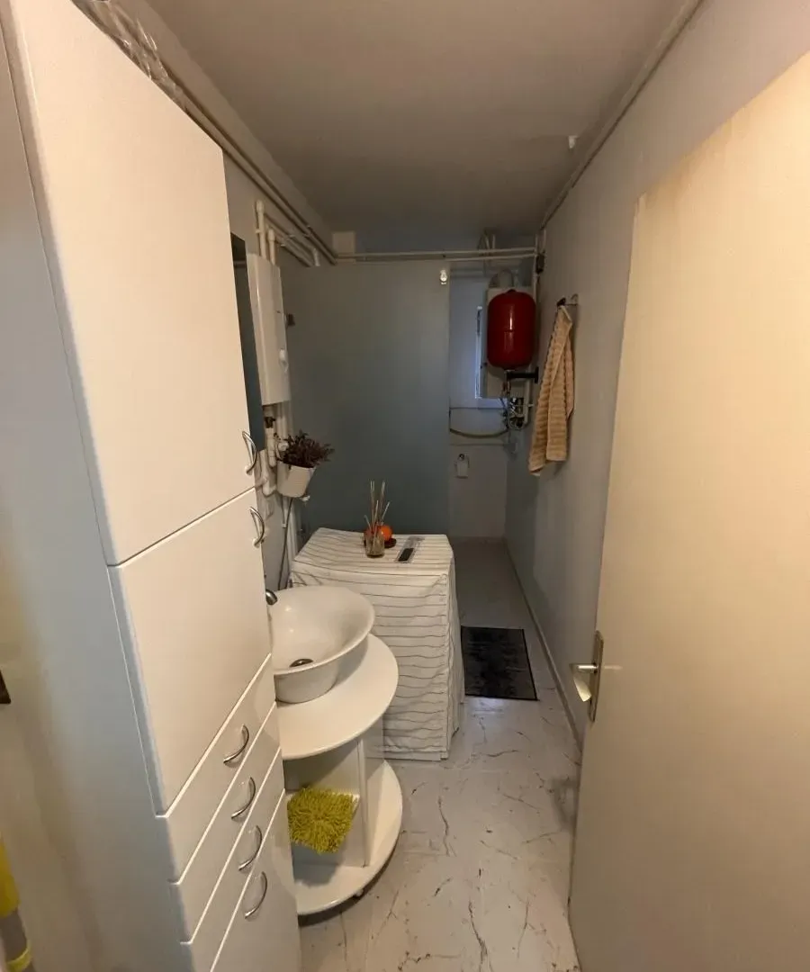 Prodaja, kuća, 274m², Tavrića obori, Jagodina