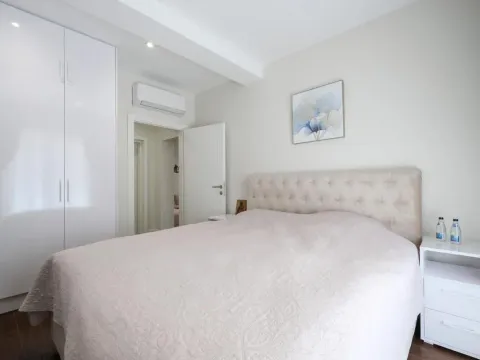 Prodaja, trosoban stan, 166m², Đenovići, Herceg Novi - image 9